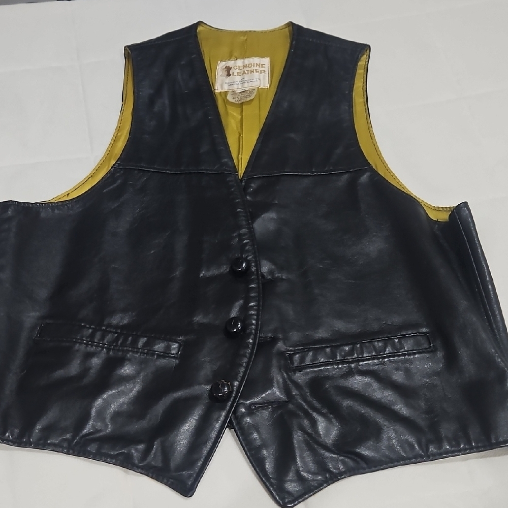 Vintage 70's Berman Buckman Black Leather Vest w Buttons Size 44 Made in USA - Picture 1 of 6